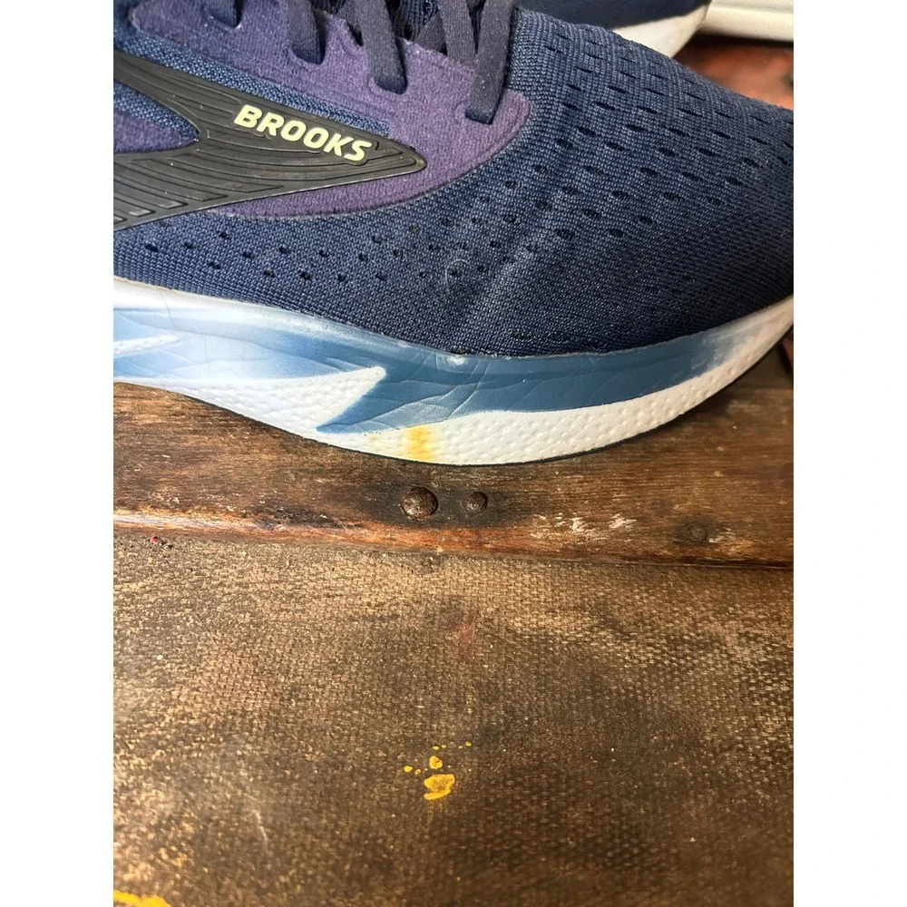 Brooks Adrenaline GTS 24 Mens Running Shoes Navy Blue Sneakers
